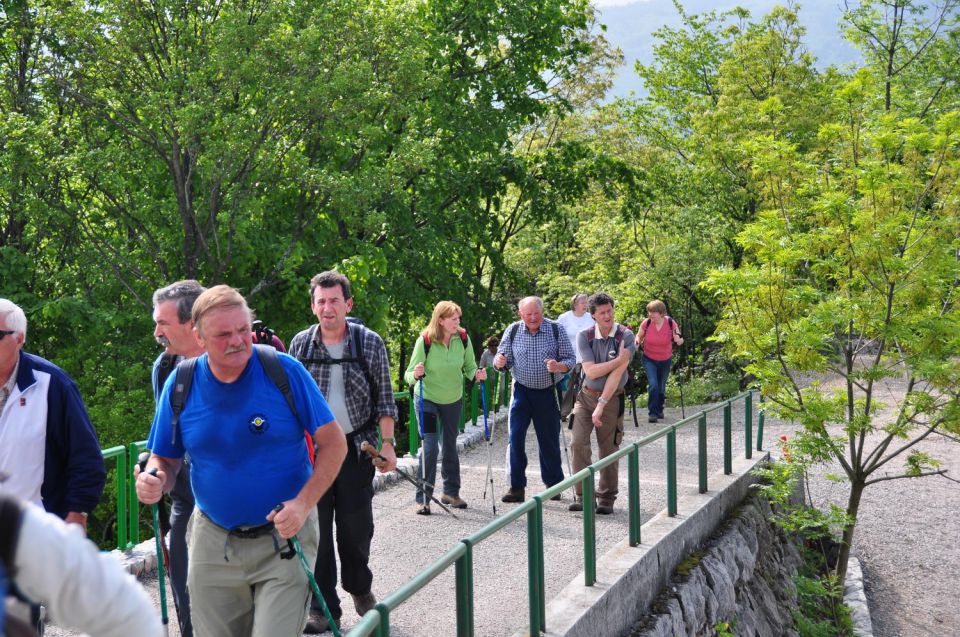 Pohod in otvoritev info table na Sv.Gori - foto povečava