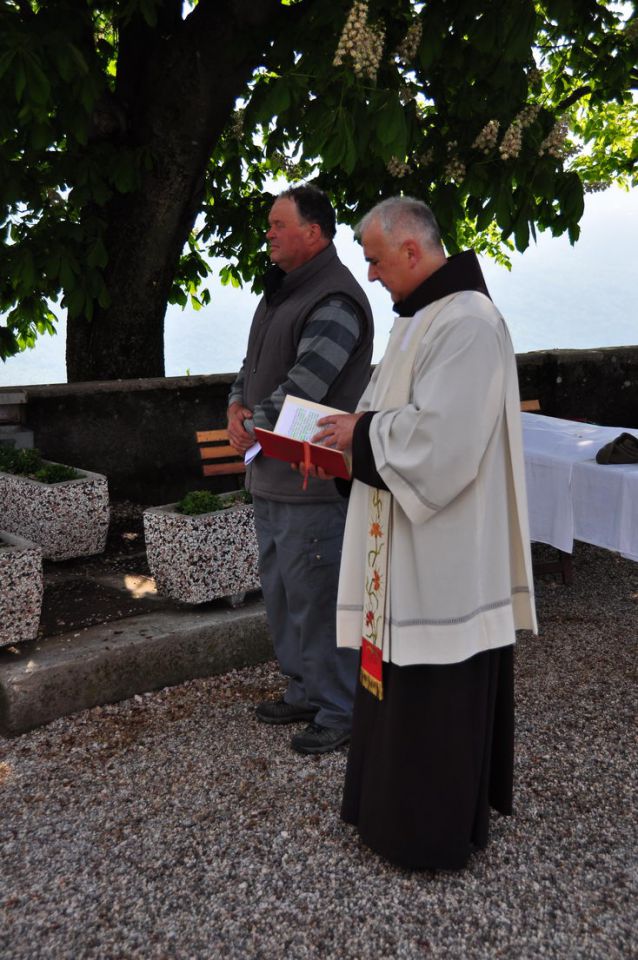 Pohod in otvoritev info table na Sv.Gori - foto povečava