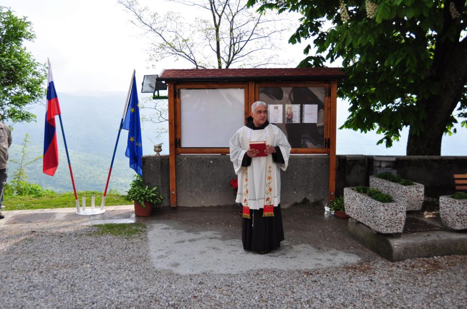 Pohod in otvoritev info table na Sv.Gori - foto povečava