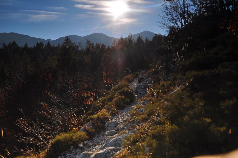 Triglavska jezera in Komna - foto povečava