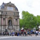 Fontaine St. Michel