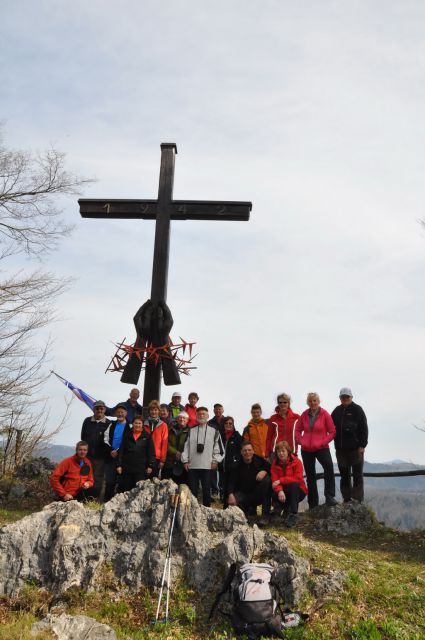 Kure,n vranje peči, zaplana, planina - foto