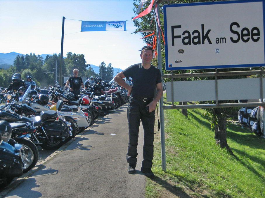 Harley Davidson moto zbor 2015 - foto povečava