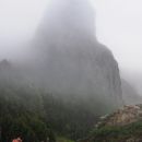 Roque de Agando v megli  NP Garajonaj