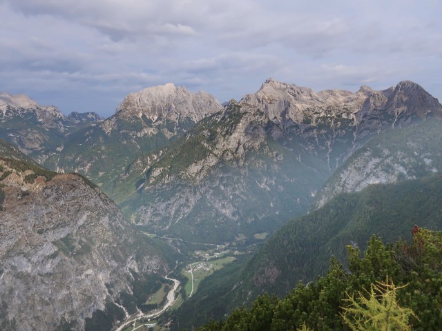 Gore nad Trento - foto