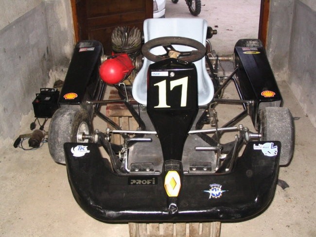 GOKART IN CROSS - foto povečava