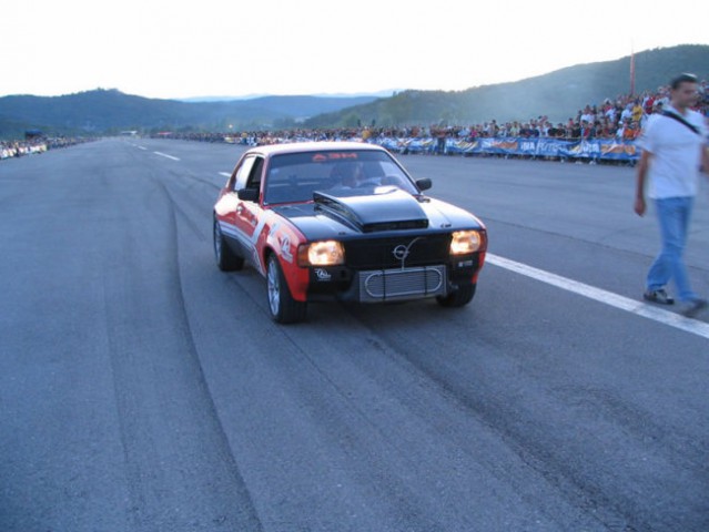 Edvard Galić (sputnik) - Opel Ascona - foto
