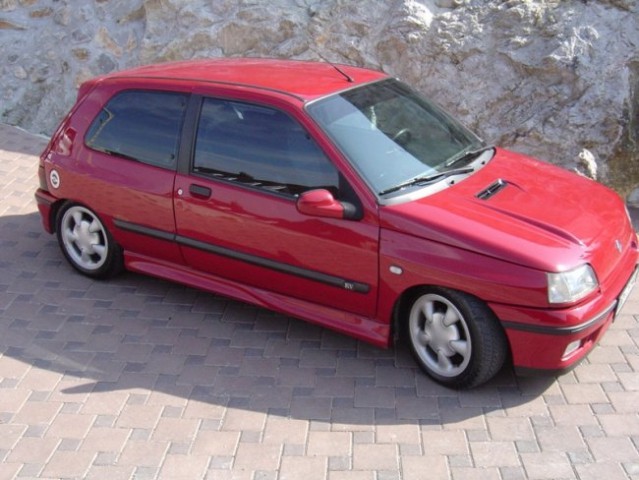 Clio 1.8 16v - foto