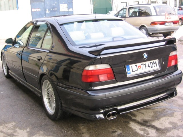 BMW 523 - foto