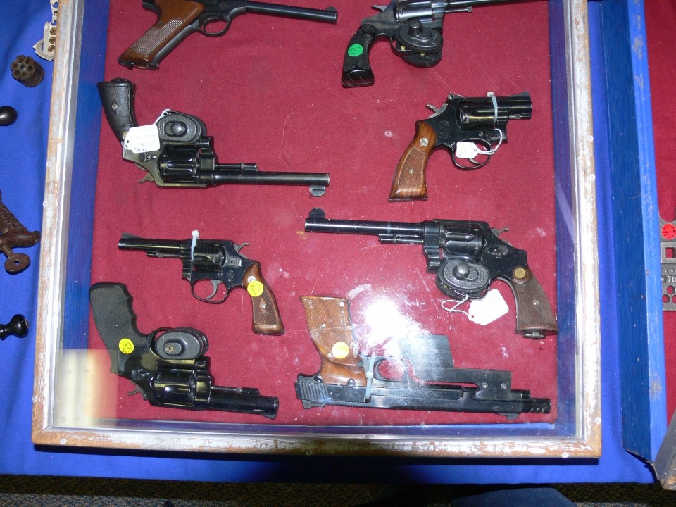 CANADA - PROVOST - GUN SHOW - foto povečava