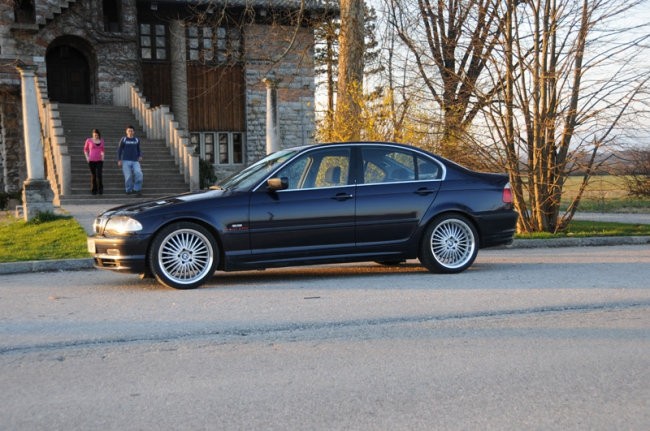 BMW 328i - foto povečava