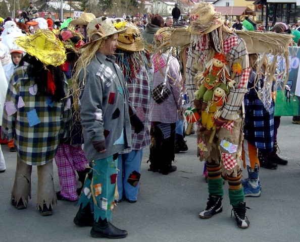 Pustni karneval v Mežici 2009 - foto