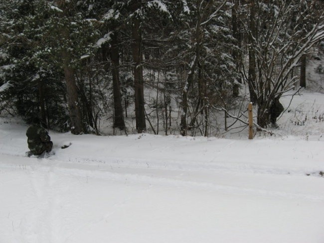 Ena od patrulj je naletela na sumljive znake v snegu!