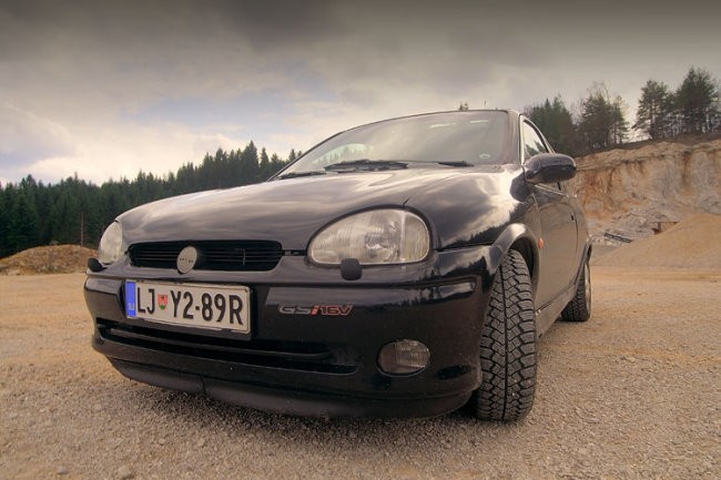 Corsa GSi - foto povečava