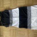 krasna oblekica S 7€