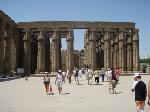 Tempelj v Luxurju