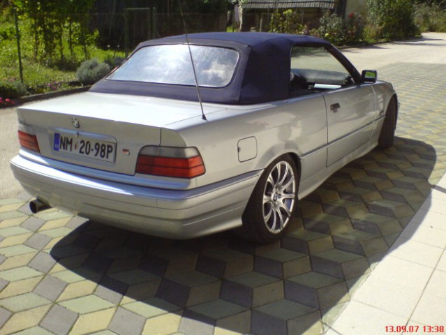 E36 cabrio - foto