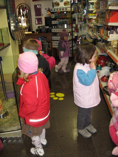 Obisk trgovine Doget (31. 3. 2008) - foto