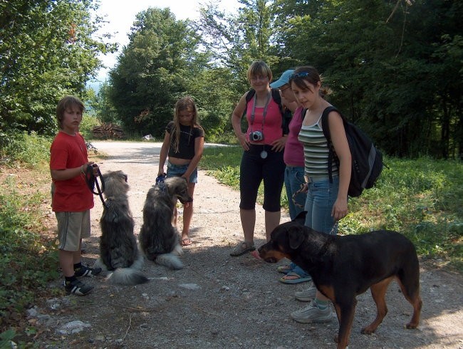 Kana s Čajko in Čito